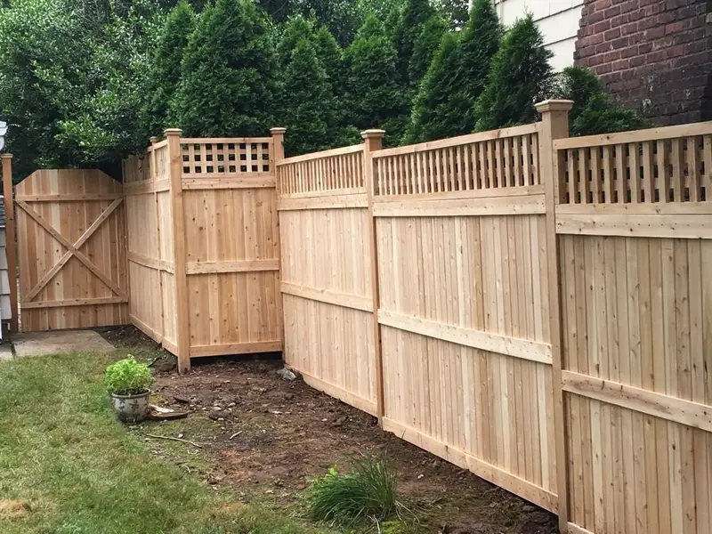 Fence Installation & Replacement